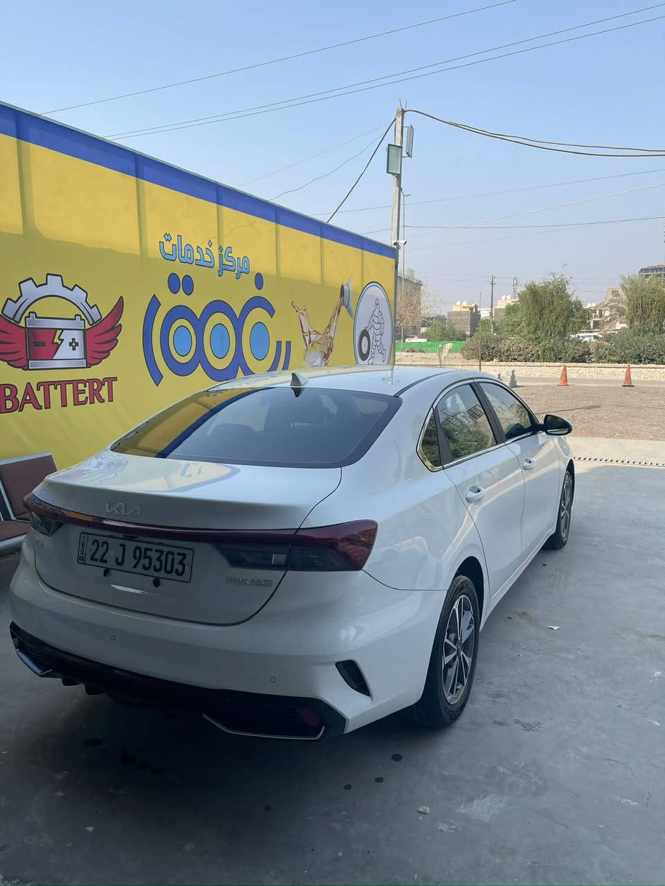 K3خليجي مديل ٢٠٢٤
ماشيه ٤٠بيها طخة جداً بسيطة بالبنيد راجعه بارد بدون صبغ 
مغلف الزجاج عازل حراره الاصلي 
السعر١٣٨
***********
