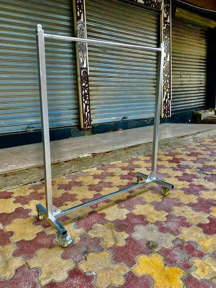 عرض ع استاندات المنشوره سعرهم فقط50الف للحجز والاستفسار واتس***********
