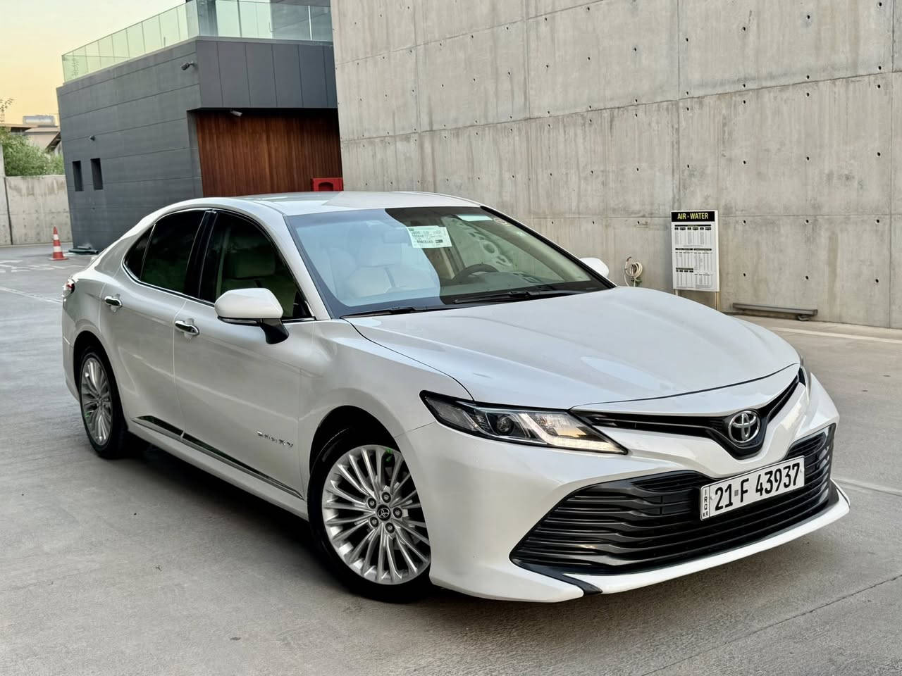 CAMRY LE 2020
‎***********  واتساب
***********
‎کامری مودیل2020 صفر شریکة ساز ضمان خلیجی باب اول لون ابیض ثلجي مرغوب،ماشی81  الف حقیقی
،محرک2500،
دعامی لــ دعامی مکفولە مابی صبغ  حطا دعامیە بشرت  بس ٢ مکان بارد  ،سیارە حیل حیل حلوة،سنویە جدید حتــــی 2029نفس یوم تحویل حاضر سنویە بسمی ،٢سویج بیلادی موجود سبیر ما انزل،تاقم إطارات یوکوهاما بیلادی،
مکان سیارة سلیمانیة)
‎مواصفات معروفة‎ 
‎حساسات خلفی
‎هاندبریک بصمة
‎ئوتو هولد
‎تبرید لمس+مرکزی
‎تحکمات ستیرن
‎ستة ایرباگ
‎مرایا ئیشارة و کهرباء
‎تحدید سرعة
‎گیر محرک تاقم صدر تاقم ایطارات کل جدید سیارە مابی ای نقس
‎سعر :184  $ شویە بی مجال
*********** واتساب
***********
