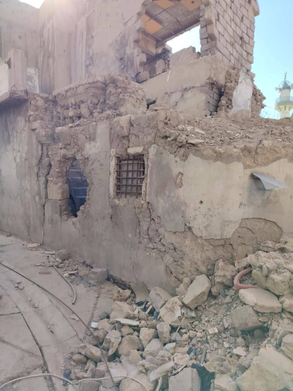 ارض في الميدان خلف طرشي الصقال القديم مساحة 38متر الوجه 14 متر للبيع.
التواصل ***********
