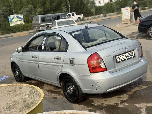 السلام عليكم للبيع اكسنت موديل 2010 السياره محرك كير خير من الله تبريد صدر امامي خلفي دوشمه شاشه كيج حماوه وعداد السياره باسمي بيهه فقط جاملغ خلفي الايسر ولهلال بدون معجون صبغ بغداد البياع السعر 97 وبيهه مجال 
الاستفسار اكثر ***********
