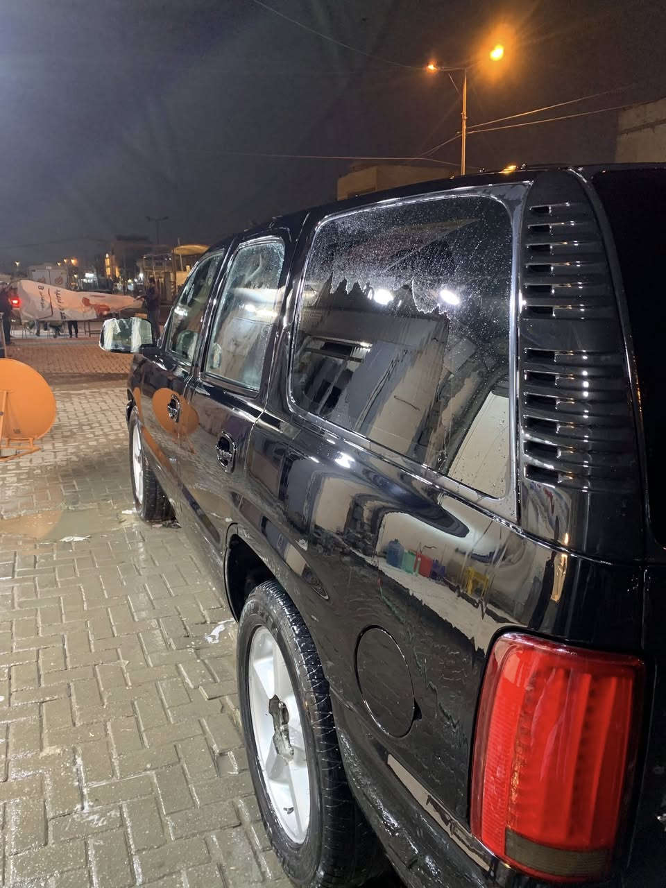 السلام عليكم جمسي موديل 2006 دينالي للبيع
كشنات سياحي. 
كشنات إماميه كهربائيه مع خزن ذاكرة 
جام اوتو   
محرك 6100  يحتاجله لاستيك ولڤ 
المواصفات ميحتاج نعددها لان السيارة دينالي
السعر 35 وبيها مجال للاستفسار واتس فقط ***********
