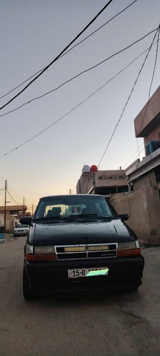 السلام عليكم ورحمة الله وبركاته 
دوج كرفان بتره 
موديل ١٩٩٣ 
انبار  دولي 15 تحويل شرط مباشر
تعمير جديد صبغ حزام درجه اولى 
داخل جدا نظيف 
محرك بلاد ٣٣٠٠ كير ممتاز 
صدر ٧٠% 
لايت زنون 
السياره بيها بعض النقوصات بسيطه 
بيع أو مراوس السعر ٣٧ وبيها مجال بسيط 
مكانها بغداد ابو غريب 
رقمي ***********
