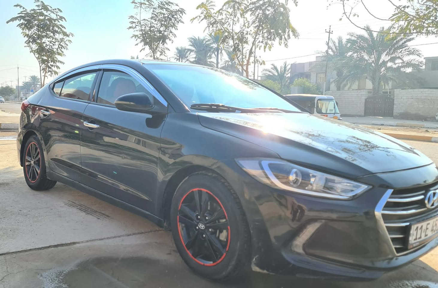 السلام عليكم النترا موديل 2017 هزه ورقم وسنويه كله جديد سياره جاهزه دينار متصرف عليها سونار موجود بالصور نص فول سياره حلوه سعر 110 وبيها مجال قليل مكاني بعقوبه للاستفسار ***********
