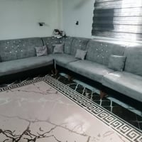 للبيع ديوان عشر مقاعد سعرة 225 مكاني بغداد الحرية 07713413272