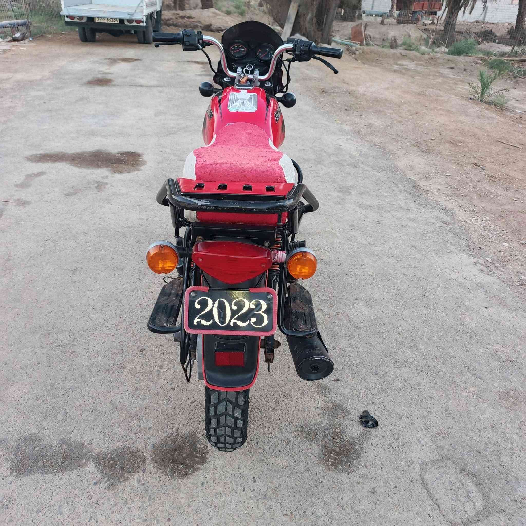 سلام عليكم بوكسر موديل 23 وراق صولي مجفته تجفيت شركه دراجه حلوه ونضيفه السعر1450وبيه مجال حك جيه  لاتصال‏‪***********‬‏
