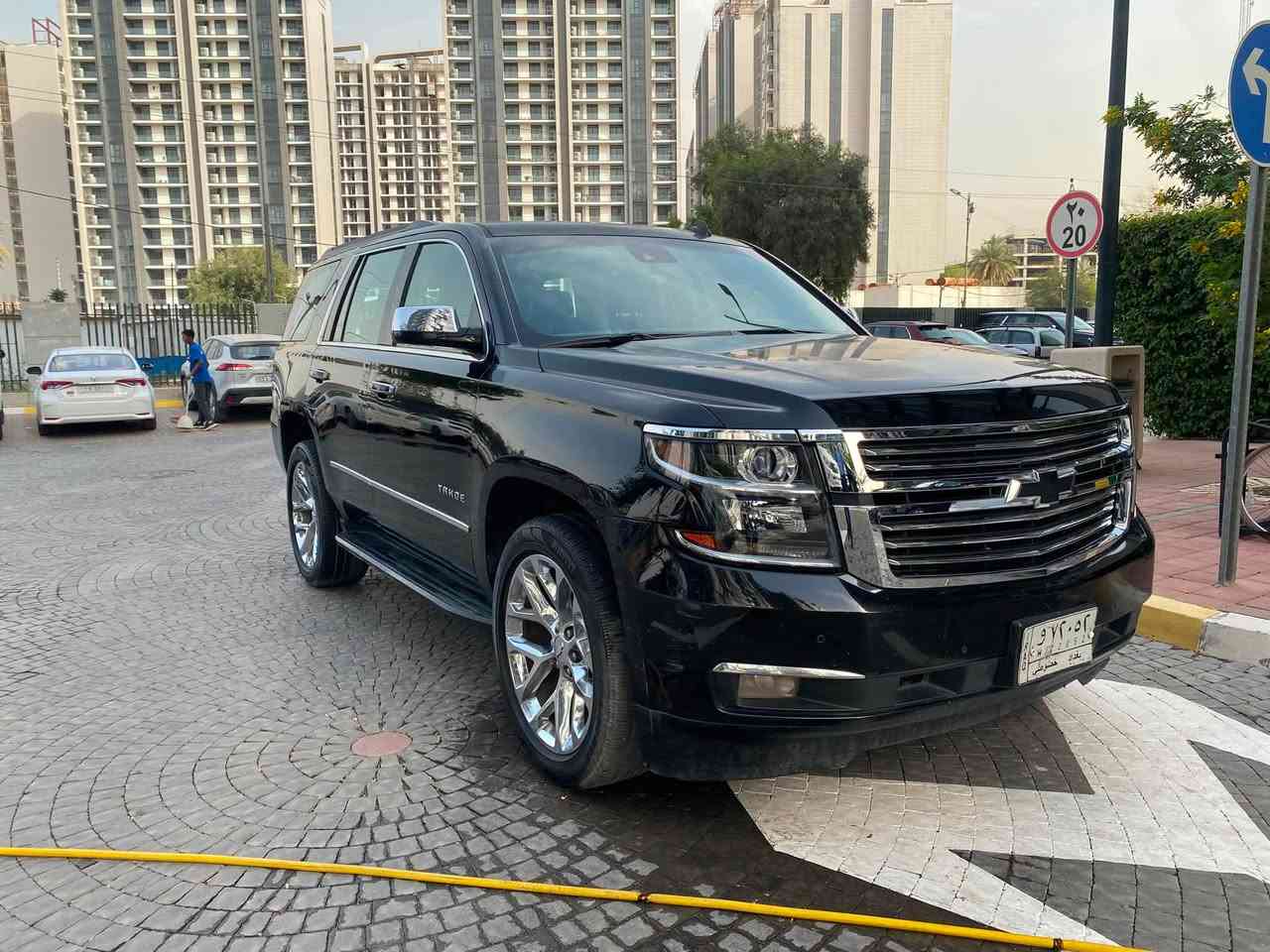 2015 خليجي 
بدون حادث ماشيه 145 كيلو
فول موصفات 
بغداد الكرخ
السعر 305
***********
