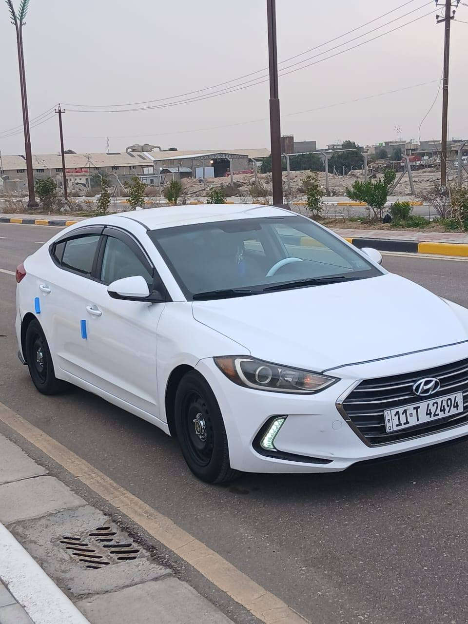 سلام عليكم سيارة نوع النتره مديل 2017 امركيه السياره جاهزه كير مكينه حداديه تخم تاير تبريد مكينه 2000دوش لسياره السعر 122  ليبل واحد امريكيه حادثه جاملغ وبنيد فقط مديل بدون دواخل العلوان كربلاء رقم الهاتف***********
