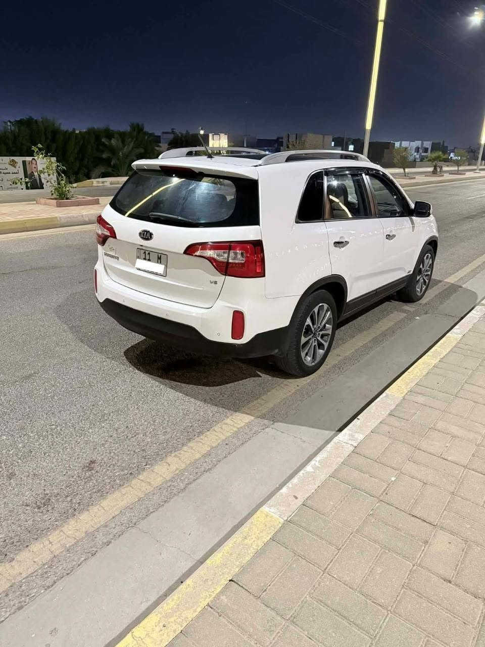 السلام عليكم .... كيا سورنتو 2015 خليجي كويتي 1/1 فول مواصفات ومعروفه مواصفات الكويتي... رقم بغداد تحويل مباشر
كير ومحرك 6 سلندر مكفول فقط كازكيت والك الفحص... 
7 راكب ...3 قطع تبريد... سياره جاهزة ع اخر وما متعوبه... بيها صبغ فقط بنيد بدون داخل او تبديل وبارد بالباب الخلفي وبيها سونار... السعر 157$ وبيها مجال... مكان سياره رمادي ... *********** اتصال+واتس
