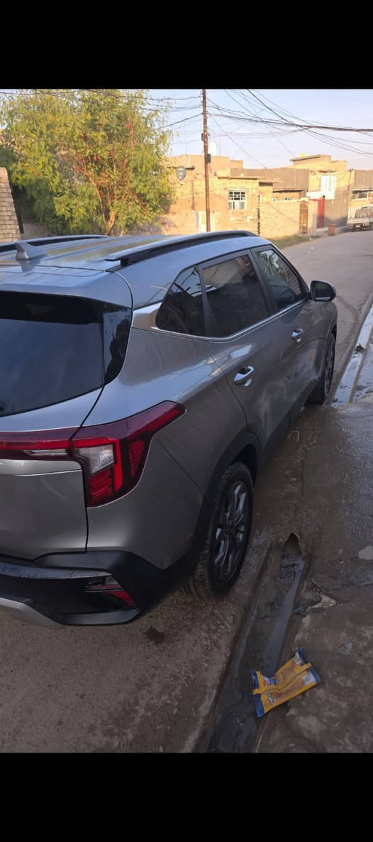 السلام عليكم كيا سليتوز موديل 24 دخول جديد سياره على وضعها بدون رباكات دعاميه موجودها فقط بنيد عوزها للبيع مكان السياره بغداد ***********
