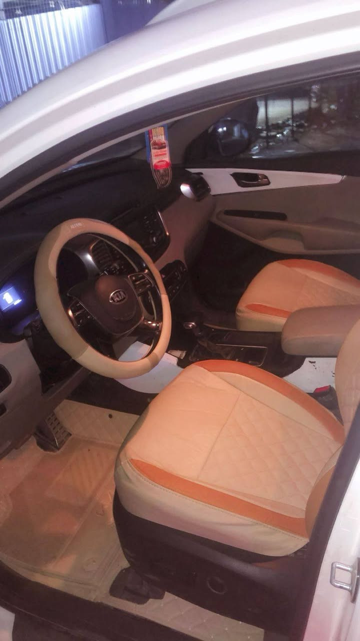 ***********
بغداد البلديات 
   للبيع سورنتو خليجي 2019سته سلندر ماشيه 72بيه ضربات ضرب بل بنيد نص متر والدعاميه على شكل مربعه مدعوه وباب مبدل بس اخو الباب رقمها بغداد خصوصي. وكير اوتماتيك ثلاث قطف تبريد كشنات اثنين كهرباء وسبعه راكب وصندوق كهرباء وتفتح صندوق عن طريق البصمه 
وتشغيل بصمه. السعر 270ورقه
