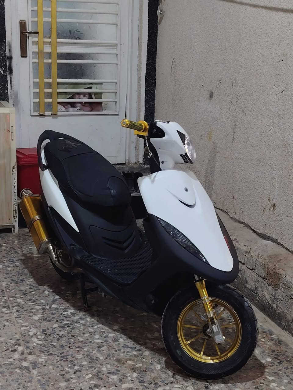 للبيع ماكس عدله مزوده بوشة 55 شلعه تشك الكاع ومعدل قوي
كلجات رياضي قويات كلش
وياله وتايرات جدد جلاتين
دبلات امامي وخلفي جدد رياضي
عقل أصلي رياضي مفتوح سرعه
ظفيرة جديده كلها شغاله
دراجه كلها جاهزه وجديده مابيها كل نقص ترايها يخبل مكينتها ناعمه
شغاله سلف هندر
مكاني بكربلاء بلحر سعرها 550 وبيها مجال بسيط
تفاصيل أكثر اتصل وتدلل
*********** واتساب
