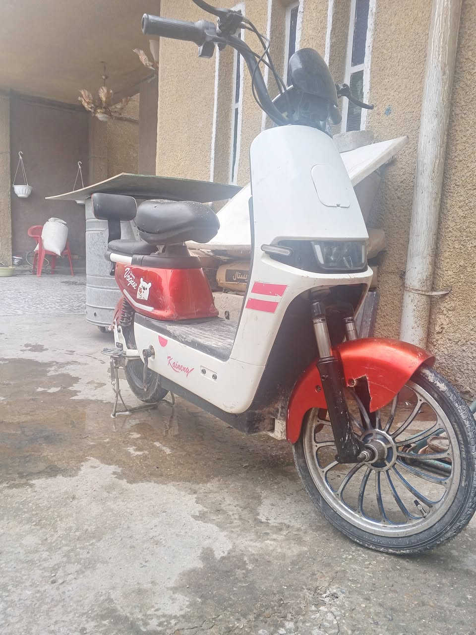 السلام عليكم دراجه شحن للبيع اي نقص ما بيها سعر 100 الشراي يطب خاص ***********
