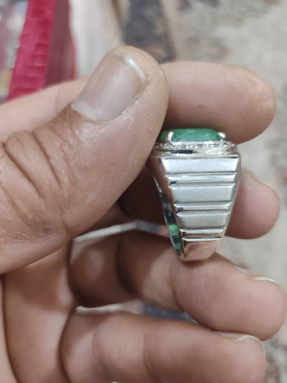 زمرد زامبي قديم مع خاتم موديل إيطالي تطعيم داير الحجر


**إذا كنت صاحب هذا الإعلان وتريد حذفه لأي سبب، رجاءا أرسل رسالة إلى الدعم الفني**