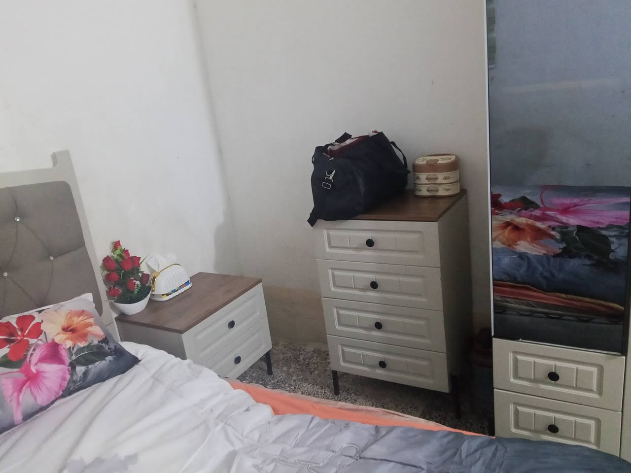 غرفة 8قطع اخت الجديدة سعر 850
المكان كربلأ حي النصر التواصل ***********
