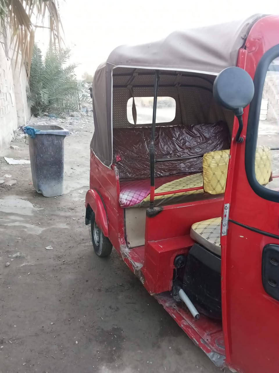 تكتك 18للبيع ثلاثه ملايين للاتصال
*********** بغداد الحريه
