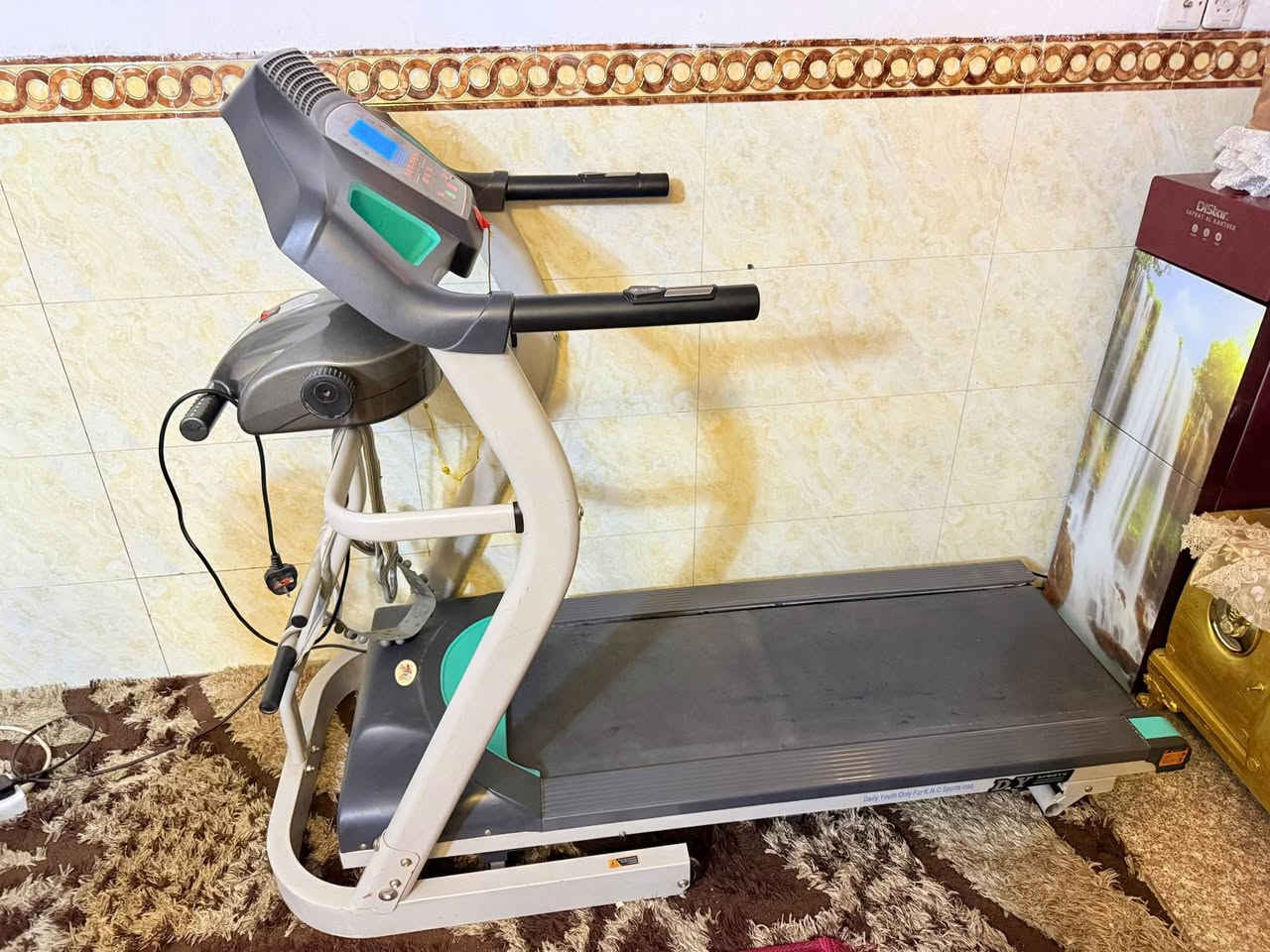 للبيع جهاز جري نظيف سعره 300 ***********
