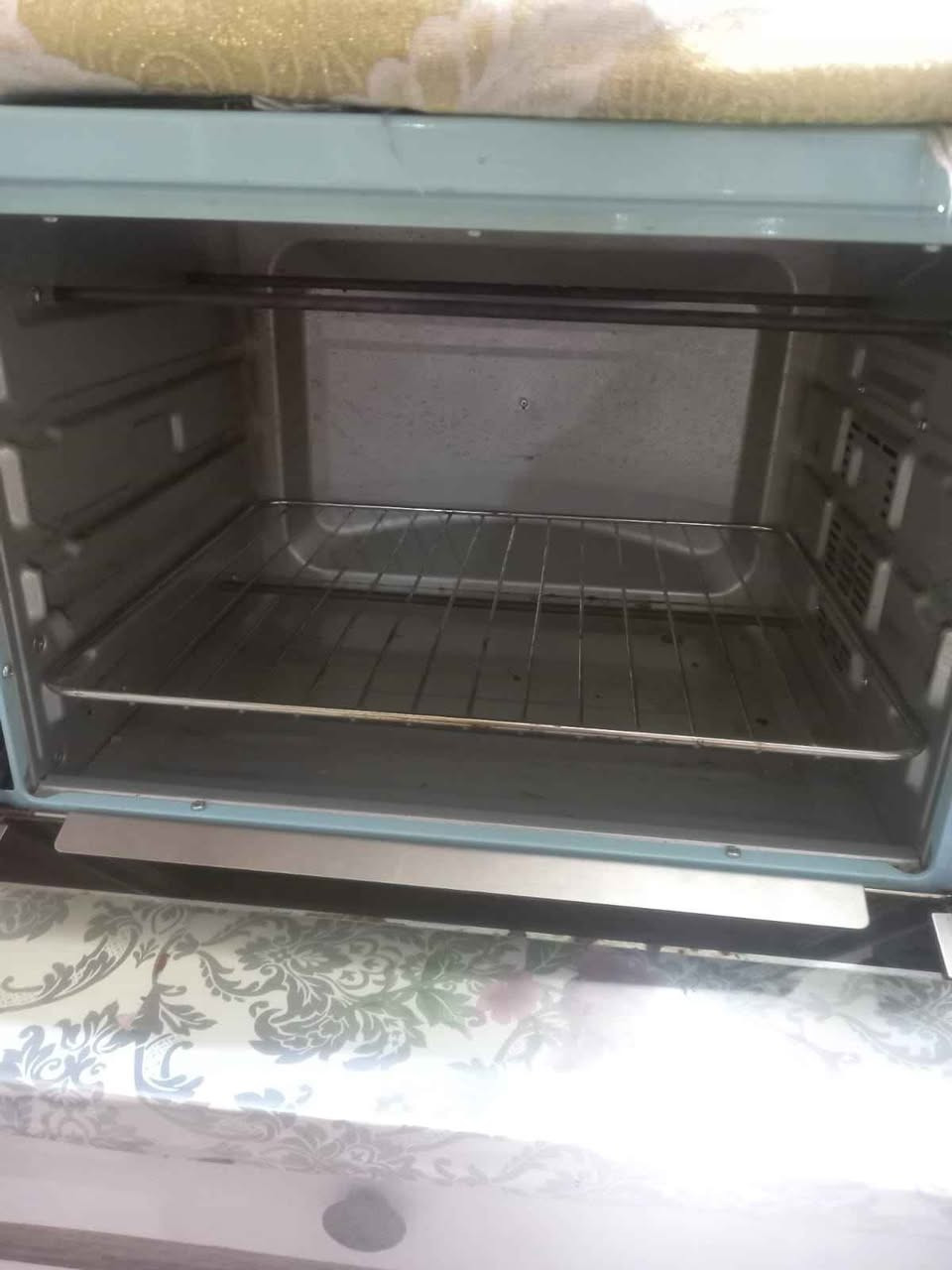 اوفن كلش نظيف استعمال قليل ماخذينه ب١١٥ السعر الحالي ٧٥ الف العنوان الزبير قرب المجلس البلدي البصرة, العراق


**إذا كنت صاحب هذا الإعلان وتريد حذفه لأي سبب، رجاءا أرسل رسالة إلى الدعم الفني**