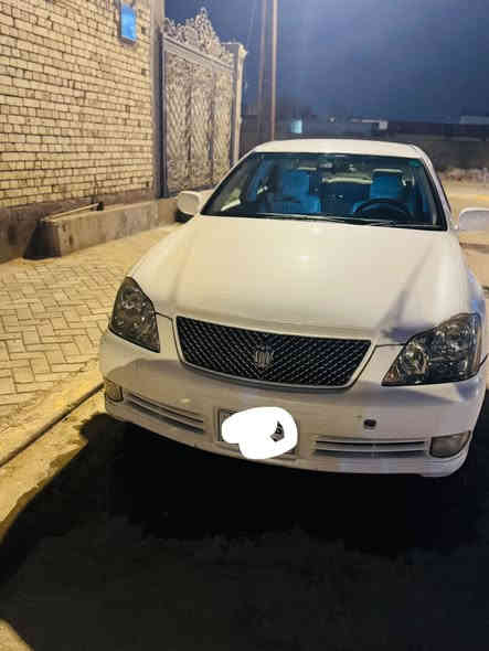 السلام عليكم شاهينه ٢٠٠٥ أدوات كصه جنطه سياره حلوه متعوب عليها ما ناقصه شي جديده سعر٤٠ وبيها مجال مكانها بصره 
رقم تليفون ***********
