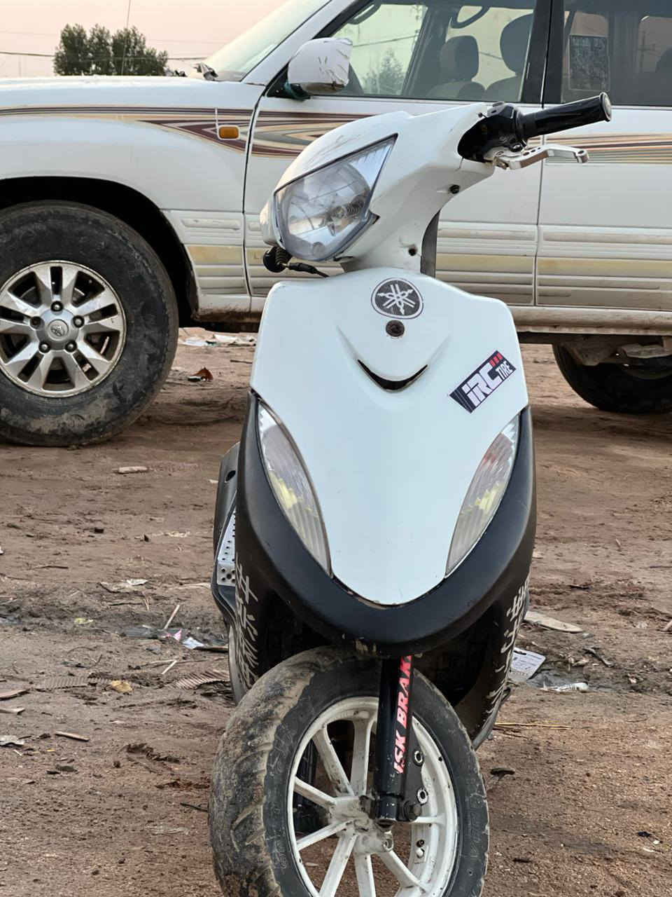 السلام عليكم ماكس عدله للبيع مكينة مفتوحه بوشه 49 بلاد دراجه مرتبة كهربائياتها يشتغلن كلشي جاهز سلف يشتغل بس عوزه باتري سعر 450 وبيها مجال  تفاصيل ***********
