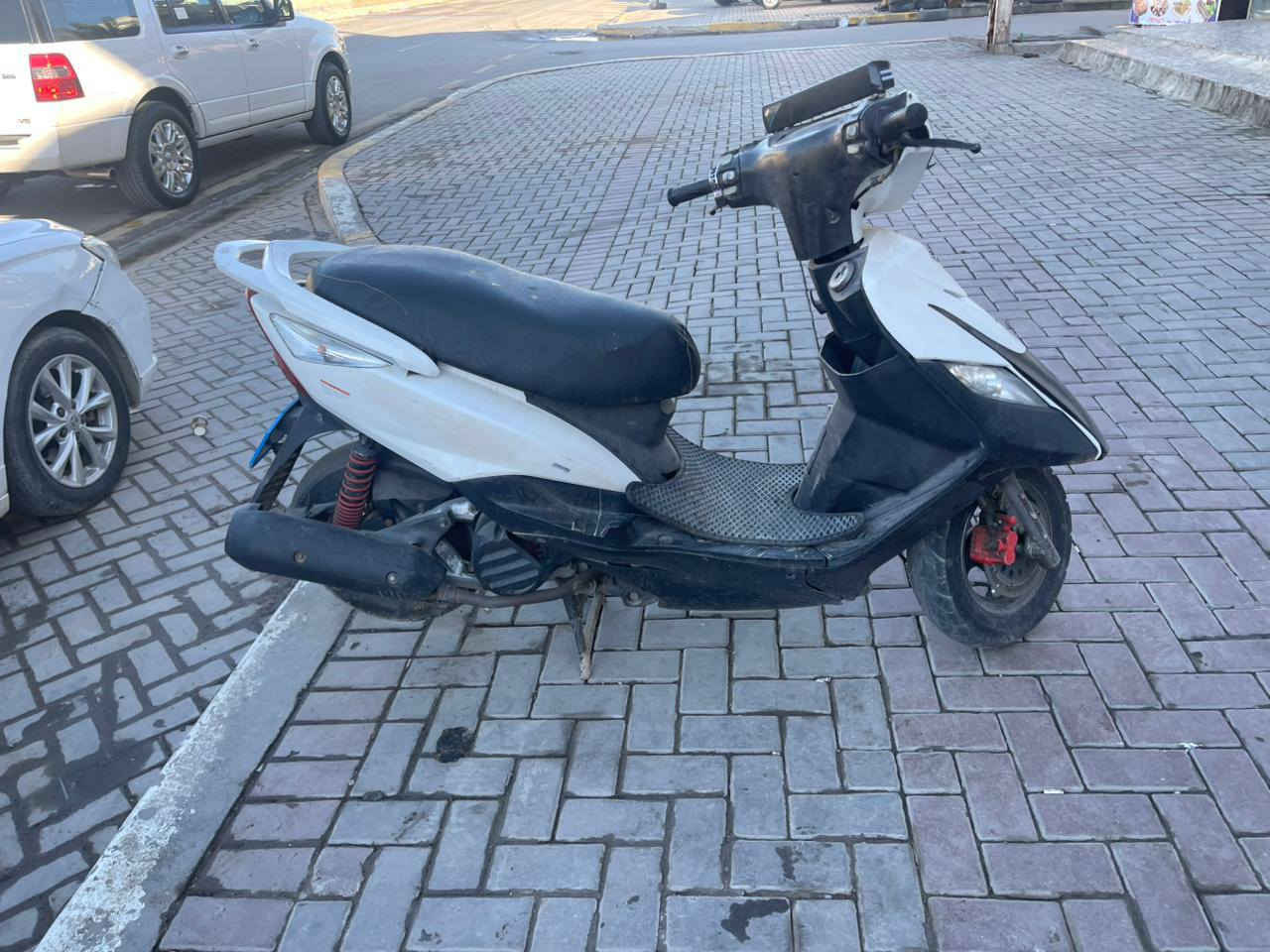 دراجه ثعلب للبيع دراجه نضيفه مابيه نقص بس شغلات بصيطه السعر 500وبيه مجال لشراي مكاني غزاليه ***********بي واتساب
