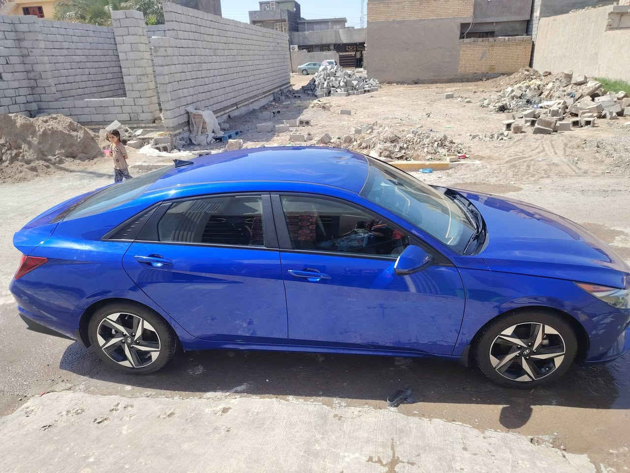 النترا 23 كلين رقم بغداد باسمي بيها كد الإصبع بلقماره والباقي كفاله عامه محركها 2000 دوش المرغوب هاي صورها وسونارها واي استفسار عن طريق الموبيل ***********

