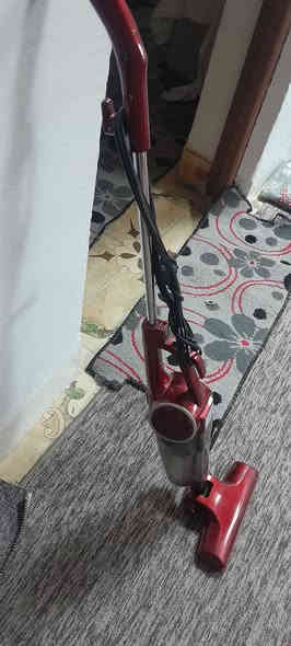 مكنسه كهربائيّة سعرها 10 الف
‎0789 240 6983
