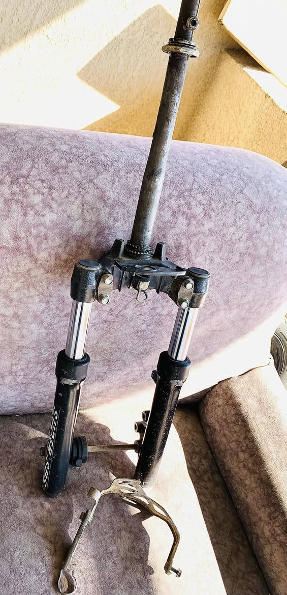 غراض أدراس
بغداد كمسارة
***********
