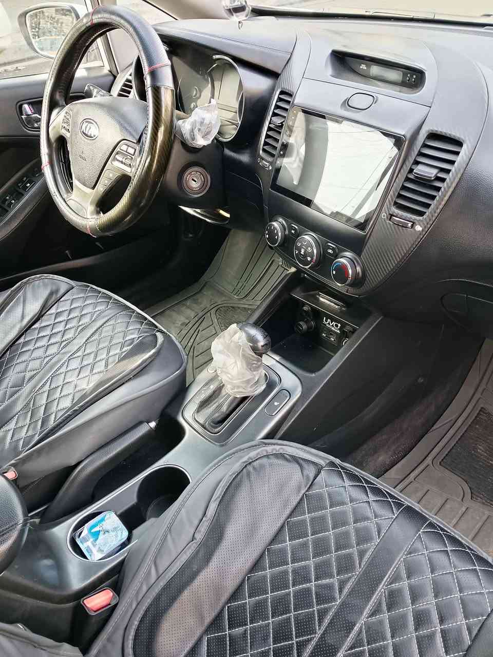 فورتي 14 امريكي بيه باب خلفي فقط صبغ قليل فول مواصفات EX عده بصمه  كشنات تتفئه مري  شفط لد امامي خلفي فتحه سقف صدر كلفني 700الف جديد تايرات جدد تبريد ثلج تحويل مباشر  باسمي  مكاني بغدادتقاطع درويش كير مكينه مكفولات مكينه الفين سنويه 28 هزه جديده هاتف ***********.      سعر 110 بيه مجال لطيبين
