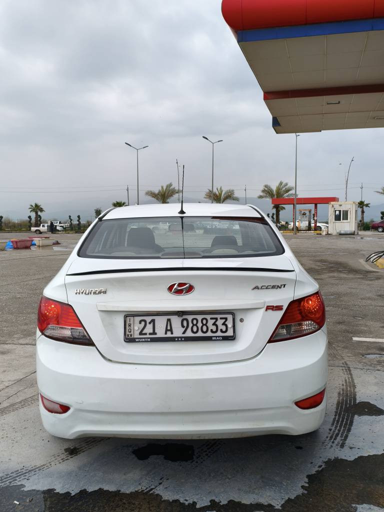 سلام علیک 
هۆندا ئەکسێنت 2011 .
 سەنەوی تازەیە تا دوا 2030 بەناوی خۆمەوە یە .
 چوار تایەی تازەی لەژێرە .
ئیکۆیە Eco .

لایت زینۆ .
شاشە ئایپاد .
تەبرید سارد و گەرم . 
گێڕو مەکینە و توندوتۆڵی بەشرتە .
دوو چەمەلاغی بۆیاغە و سەقفی پەمپە .
سەوداش دەکەین بەسەیارەک بە دڵمان بێت .
نرخی 85 کەمێک مەجال.
ژمارە: ‏‪0750 387 8215‬‏ رانية, السليمانية
