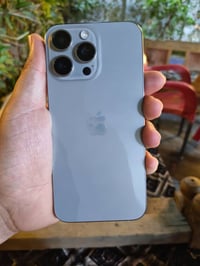 إيفون ١٥ برو ماكس ذاكره٢٥٦  بطاريه ٨٤  نضافه ٩٩ تواصل ٠٧٧٣٨٠٦٠٧٤٣