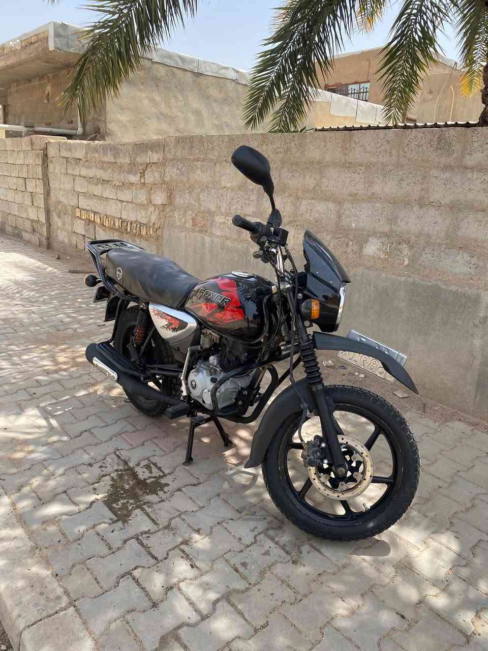 بوكسر موديل 23 رقم بغداد بأسمي تجفيت شركة درجه اولى مكان بغداد *********** السعر 2250 وبيها مجال حك جية
