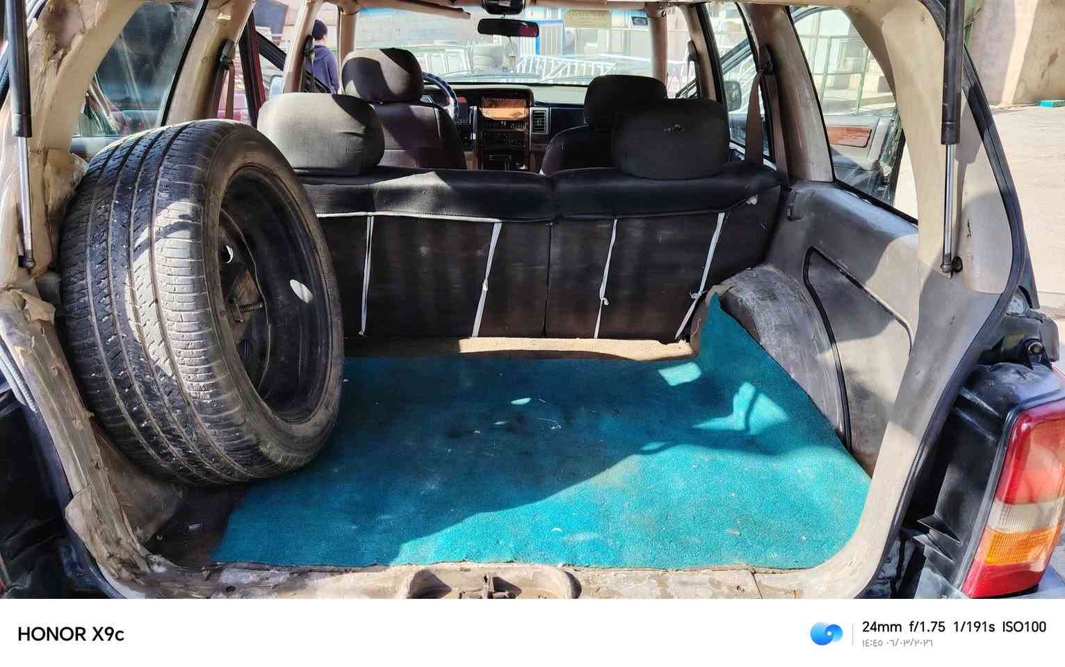 سلام عليكم اخوان جيب شيروكي موديل ١٩٩٥ محرك محور بطه 3000 كير محرك شرط سنوية لحد 2028 رقم كركوك شرط التحويل او وكالة وبطاقة بانزين بي حدادية نص عمر كشر نضيف كدام العين سعر ٥١ وبي مجال *********** خابر وتدلل بيع او مراوس حسب القناعة كركوك, العراق
