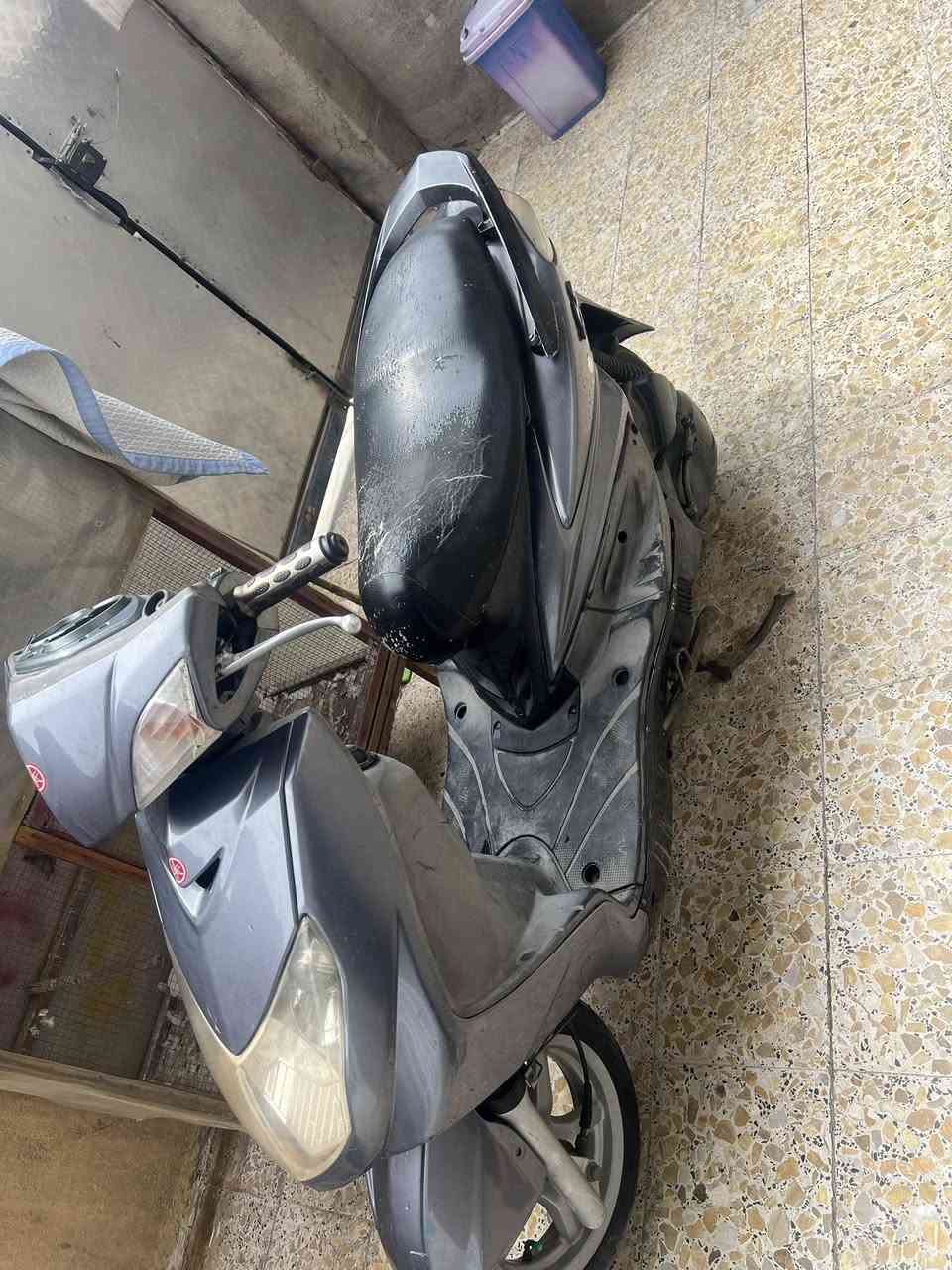 السلام عليكم سكنس فحل ياباني قبق نفخ مكفولة من كلشي كهربائيات كلها شغاله نكره بكل وقت جاهزه وين متريد شغل واطلع شاشه شغاله سلف هندر طستها ناعمه والدراجة احلى مال جني من الصور مكاني مدينه الصدر السعر 850 بيها مجال قليل ***********
