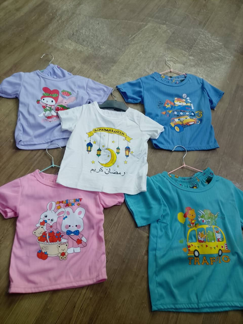 سعر القطعه 3 قطعتين بخمسه


**إذا كنت صاحب هذا الإعلان وتريد حذفه لأي سبب، رجاءا أرسل رسالة إلى الدعم الفني**