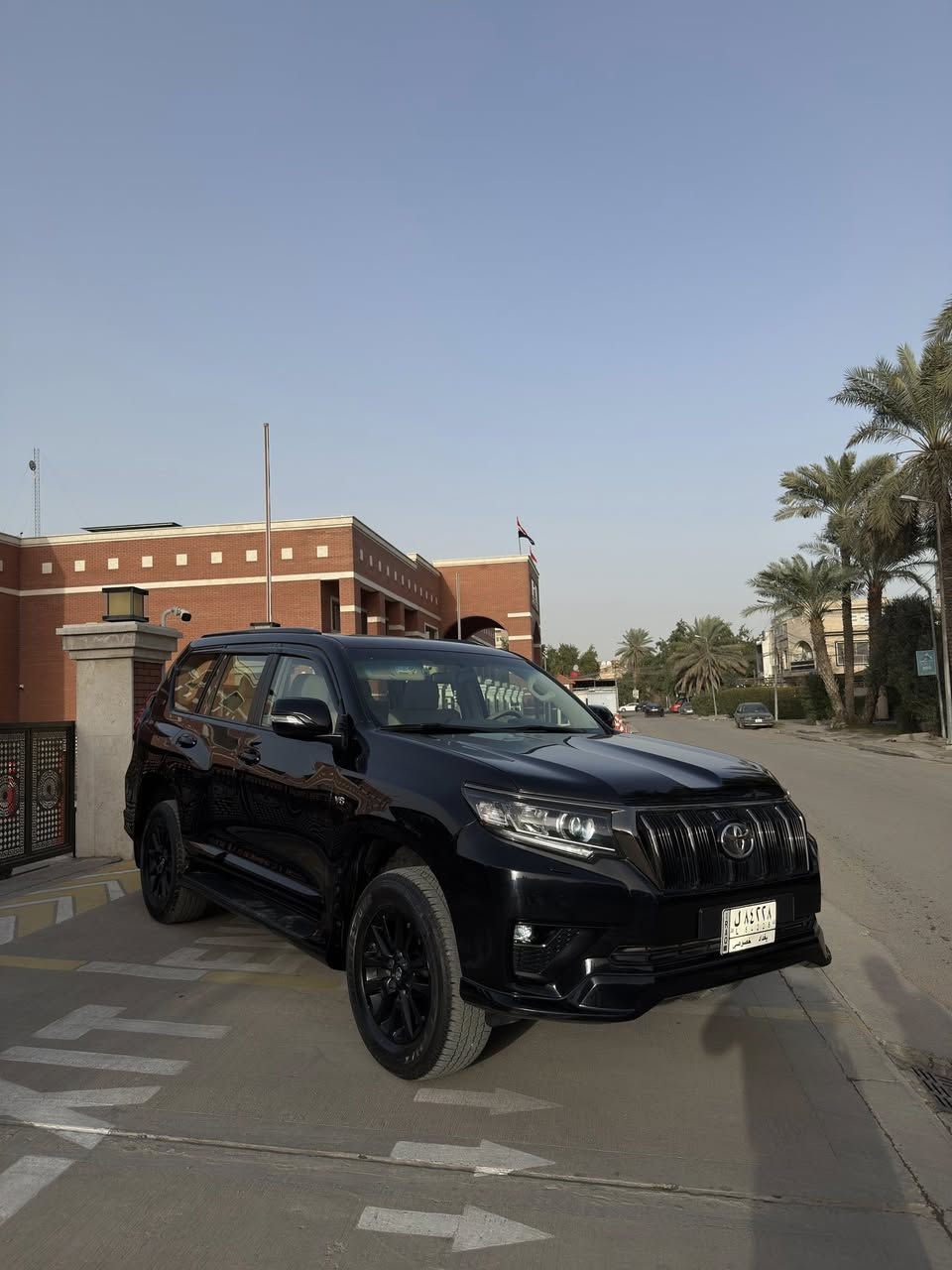 السلام عليكم
برادو موديل ٢٠٢٢ مد نايت VX
فول مواصفات اعلى شي بالبرادو
كشنات جلد تبريد تدفئه
كشن كهرباء
حساسات امامي خلفي
تك تانكي
تبريد قطعتين
تحكم تبريد خلفي
فتحه
ماشيه ٥٤،٠٠٠ كيلو
بعد بيهه هواي مواصفات معروفه مواصفات ال VX
سياره مكفوله عدا الرصعه بالبنيد موضح بالصور
مكان / بغداد
***********
