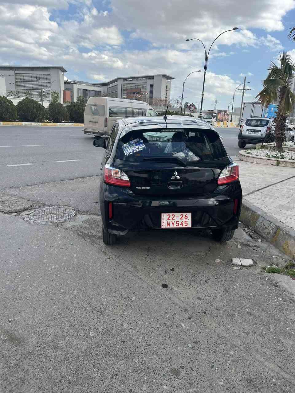 السلام عليكم بدون حادث بدون صبغ موديل 24 ترقم اربيل السعر 95
***********
تترقم اربيل رقمها ب 800 الف
