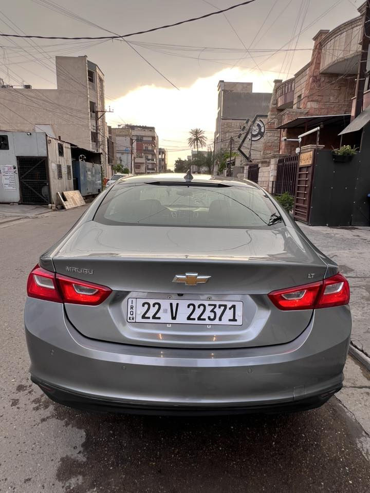 سلام عليكم ماليبو 2024 LT كامله بدون نقص دخول حديد بسمي رقم وسنويه جديد فول السياره عدا الفتحه شاشه كامره تحكمات فول بصمه تشغيل وابواب تبريد بيانو قطعتين هيتر كشنات كشن كهرباء لد امامي بيه قطعتين صبغ بدون دواخل صور الحادث ورقم الشاصي موجود بالمنشور السعر 130$ وبيه مجال بسيط مكان السياره المنصور 

‭0771 429 3525‬
