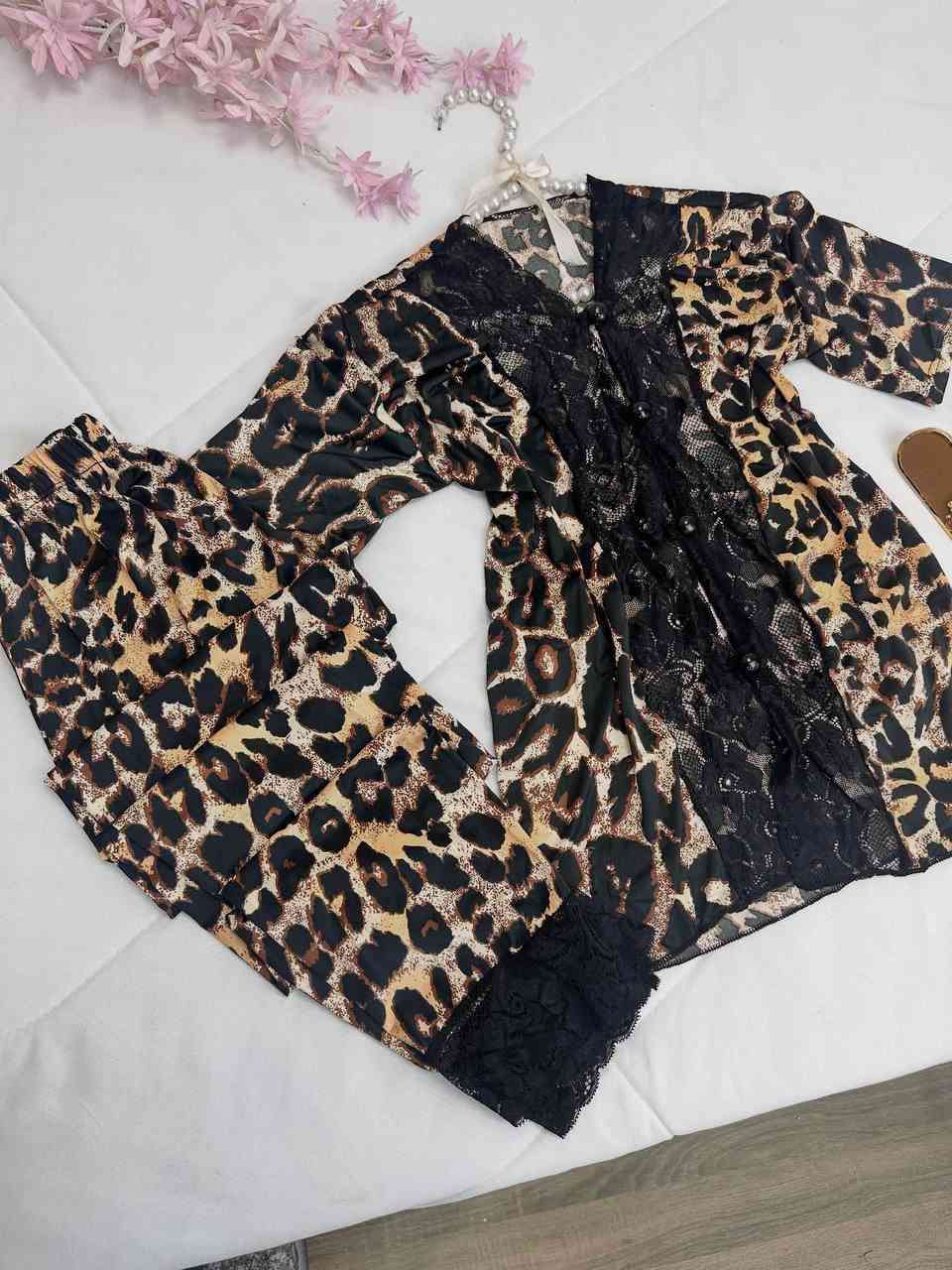 اخر قطع كل قطعه سعره جواه


**إذا كنت صاحب هذا الإعلان وتريد حذفه لأي سبب، رجاءا أرسل رسالة إلى الدعم الفني**