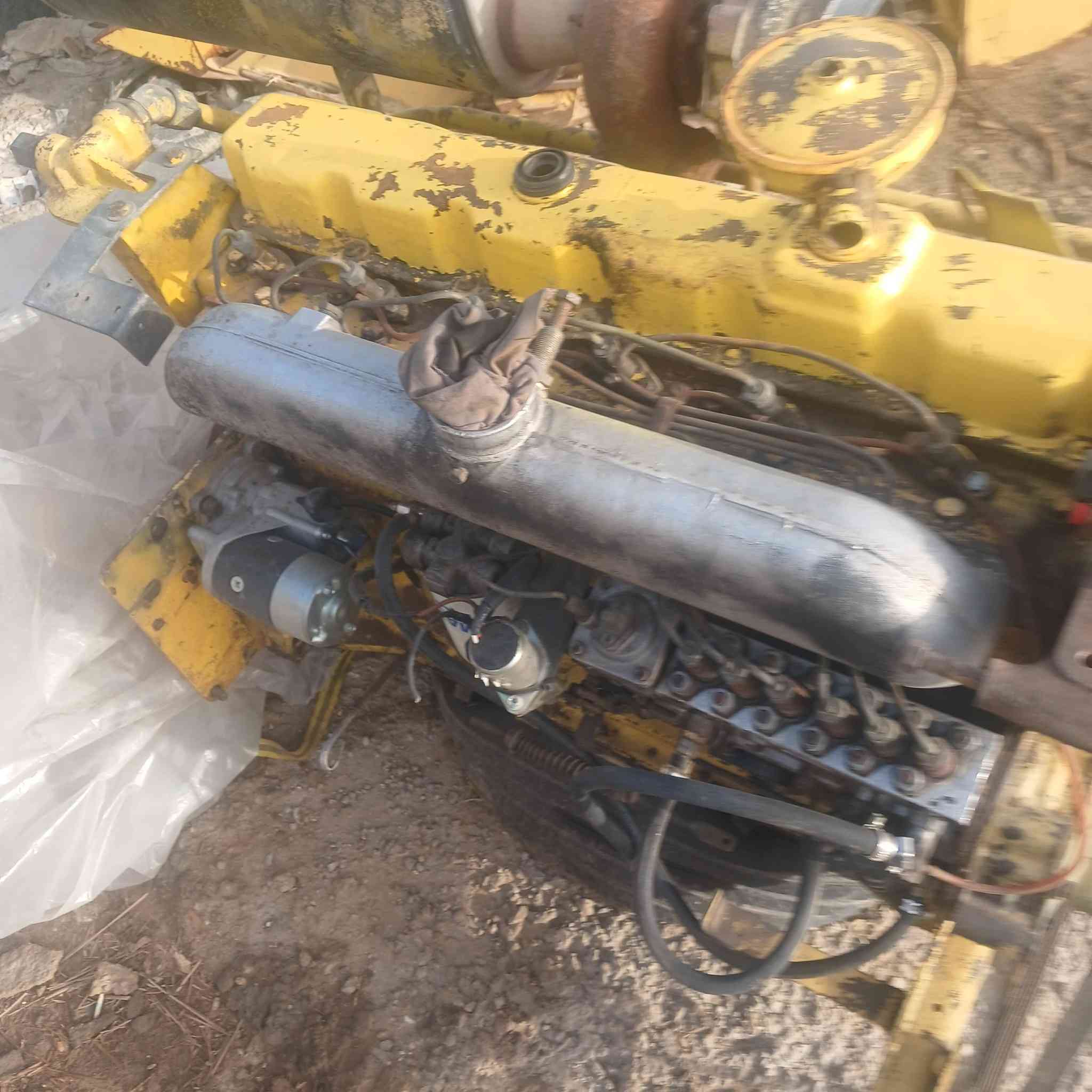 محرك.حاصده.انيوهولند.نضيف.جدن.
***********
***********.عماد.الزبيدي
