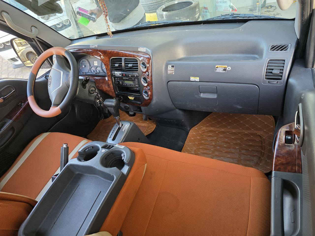 کیا2010 بیلاد تۆماتیک 3000 سۆپەر مەکینەڕەش کوشن هیتەر ئاوێنەهیتەر ئاوێنە ئەخەوێ 6تایەی سفر لۆک شوێن بڕاوەکەی چاکراوەتەوە بەشەرتی 3طەن بێ نوقسانی برێک بەستراو  سلێمانی شەکرەکە ***********  نرخی 70 ومامەڵە
