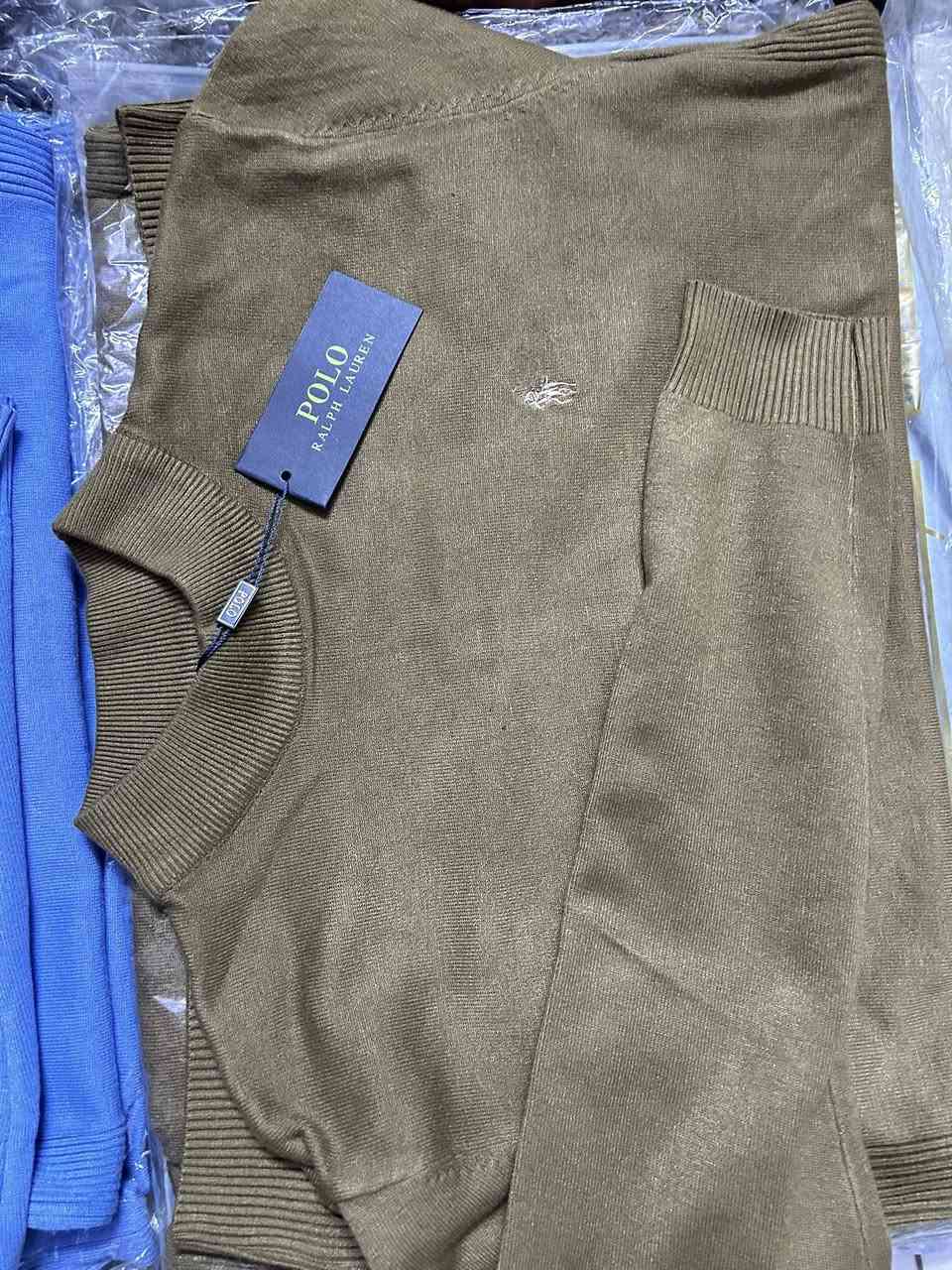 لسلام عليكم هاينك خامه ثكيله ماركه(POLO)
كيج عالي 11 لون كميه خير من الله بل اخير مال صور فديو يوضح الخامه بيه احمر خير من الله لليحب يطلب بس احمر
الــسعـــر:           4500.            السيري 6قطع.  
قياسات.  :  XL/XXL/3XL/4XL/5XL/6XL

📍بغداد/مدينه الصدر
للستفسار /***********
