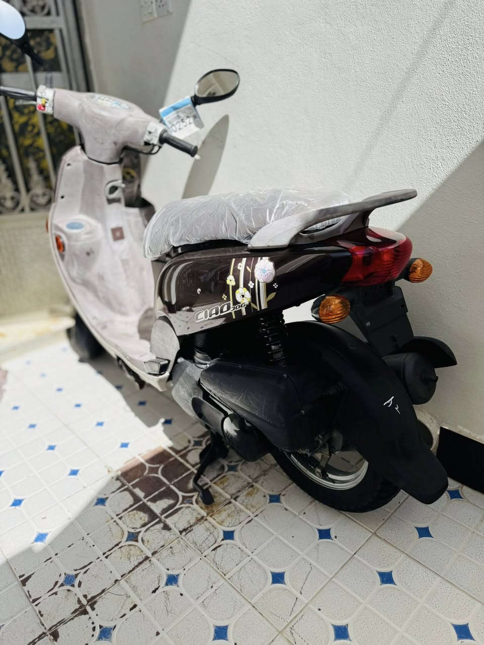 دراجة فلة مال رمبة مكفولة كفالة عامة من كلشي موديل 14 جكمجة  مكينة وكفر وكهربائيات كله ختم واحد دراجة برغي مامفتوح بيه بانزين بس محسن شلعة ومعدل فول *********** العنوان الحبيبية
