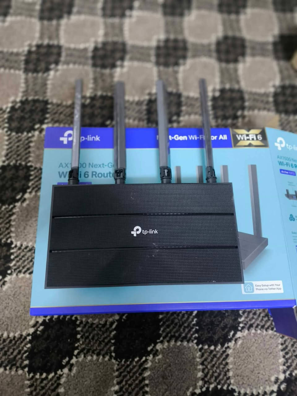 راوتر جديد هوا والعده مالو 
نوعية TP-Link 
موديل Archer AX1500
السعر شوفت العين جديد 45 
***********
