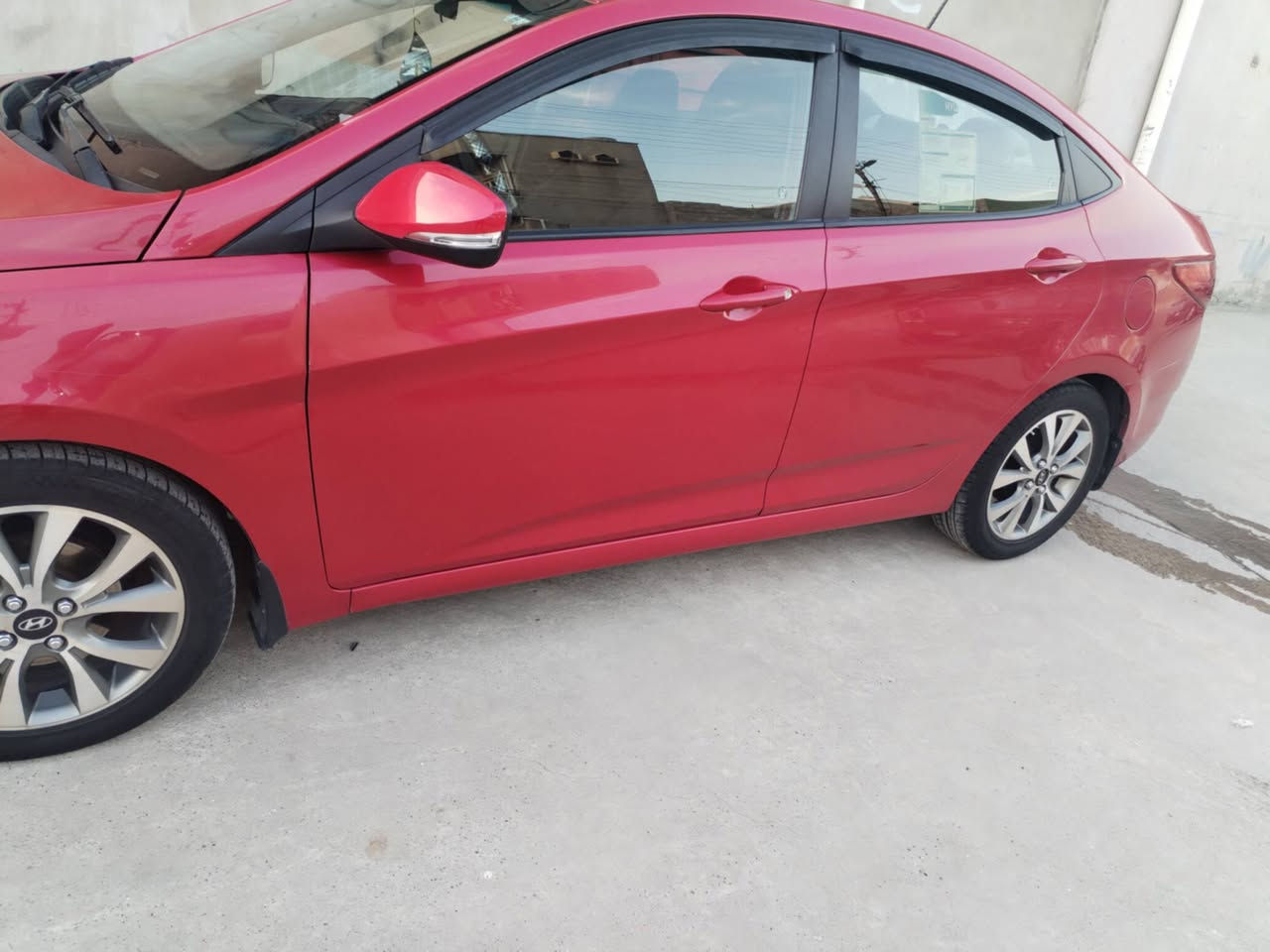 السلام عليكم للبيع اكسنت 2017 محرك وكير شرط  رقم أربيل  كوربون بانزين بيها تبريد ثلج تدفئه نار السعر 90 وبيها مجال بسيط رقم الهاتف (***********)(***********)
