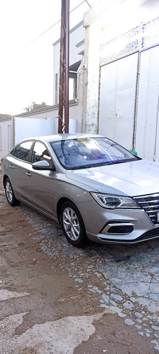 السلام عليكم ام جي للبيع موديل 24 كفاله عامه رقم اربيل اسم شركه بها وكاله ماشيه 16 مكاني بالحله شاوي نزلت العيد سعرها 98 مواصفات عاديه ***********
