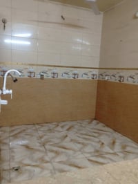 الدورة شارع ٦٠ • ١٠٠م • بيت معزول