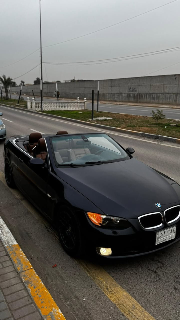 سلام عليكم 
BMW e93 كشف قماره حديد الوحيده بل عراق بموصفاتها 
موديل 2008 
مكينه n52 b30 
ويل 17 تخم تاير جديد 
صدر كله جديد 
تبريد شغال وثلج 
موصفات السياره 
دخول ذكي 
بلي ستيشن وشاشات تجاوي بلادي 
دي في دي وسستم صوت لوجك سفن بلادي 
مري شفط تفتيح وتقفيل 
شاشه جبيره وسيدي طابقين وماوس 
كشن هيتر وكهرباء 
جنطه شفط كهرباء
سياره وارد امريكي 4 قطع صبغ فقط 
ضربتها جاملغ امامي 
سياره حلوه ومرتبه وكلشي شغال بيها ومكفول 
مكان سياره بغداد 
السعر 125 بيها مجال قليل 
***********
