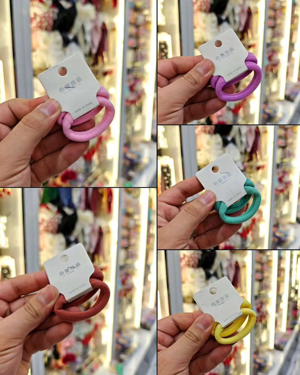 كترات علب نواعم 🎗️ خشن 🎗️ حلزوني 💝
موديلات انيقة 🎗️ عملية لتسريحات البنوتات 🪶

#كيترات #كترات_شعر #اكسسوارات_اطفال #اكسسوارات_بنات #اكسسوارات_شعر


**إذا كنت صاحب هذا الإعلان وتريد حذفه لأي سبب، رجاءا أرسل رسالة إلى الدعم الفني**