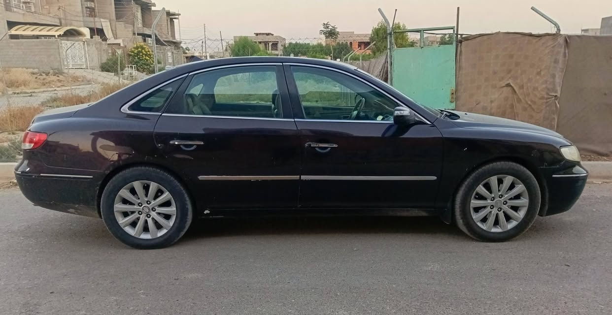 السلام عليكم للبيع ازيرا خليجي 2008 مصبوغه عام بدون حادث بدون ضربه قويه
 مكان السياره ديالى السعر 80 وبيها مجال قليل 
رقم الهاتف ***********
